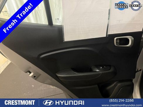 Certified 2023 Hyundai Venue SEL image 27