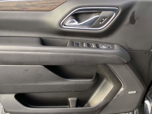 Used 2023 Chevrolet Tahoe Premier image 16