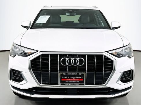 Used 2022 Audi Q3 2.0T Premium w/ Convenience Package image 2
