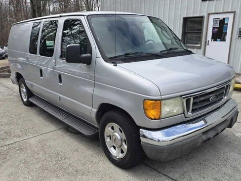 Used 2006 Ford E-150 and Econoline 150 image 7