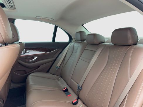 Used 2017 Mercedes-Benz E 300 image 38