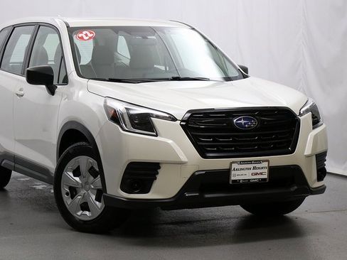 Used 2022 Subaru Forester image 2