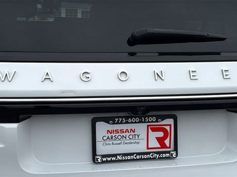 Used 2024 Jeep Wagoneer L Series II w/ Flexible Seating Group image 28