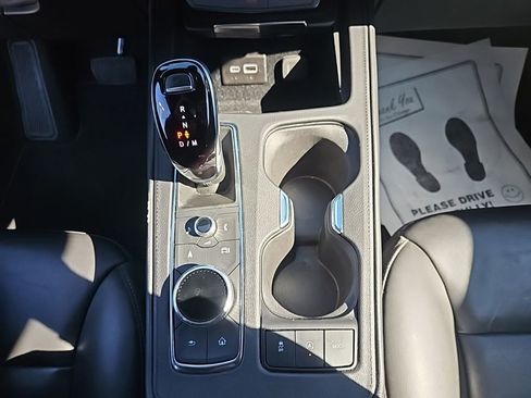 Used 2025 Cadillac XT4 Premium Luxury image 23