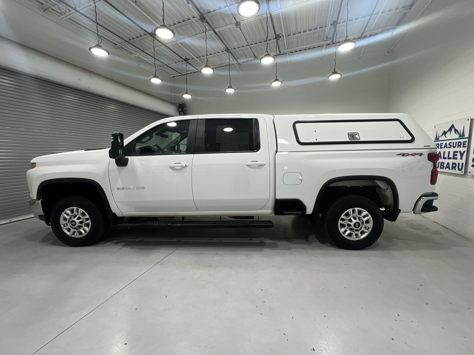Used 2022 Chevrolet Silverado 2500 LT w/ Convenience Package AWD/4WD image 5