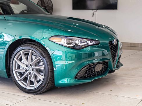 New 2025 Alfa Romeo Giulia AWD image 3