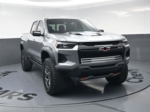Certified 2024 Chevrolet Colorado ZR2 w/ Technology Package image 3