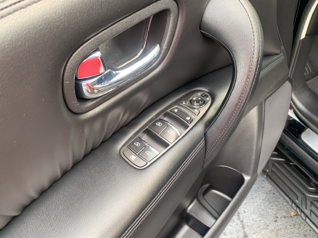 Used 2022 Nissan Armada SL RWD image 19