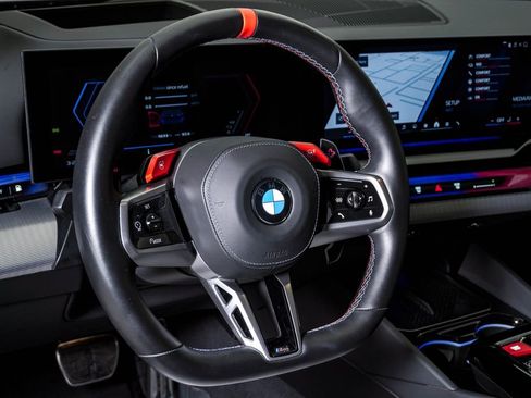 Used 2025 BMW M5 w/ Carbon Package AWD/4WD image 23