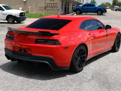 Used 2015 Chevrolet Camaro SS w/ SS Performance Package RWD image 6