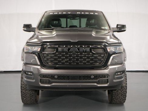 Used 2025 RAM 1500 Big Horn AWD/4WD image 7