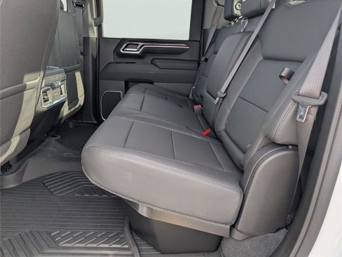 New 2026 Chevrolet Silverado 2500 LTZ w/ LTZ Premium Package image 18