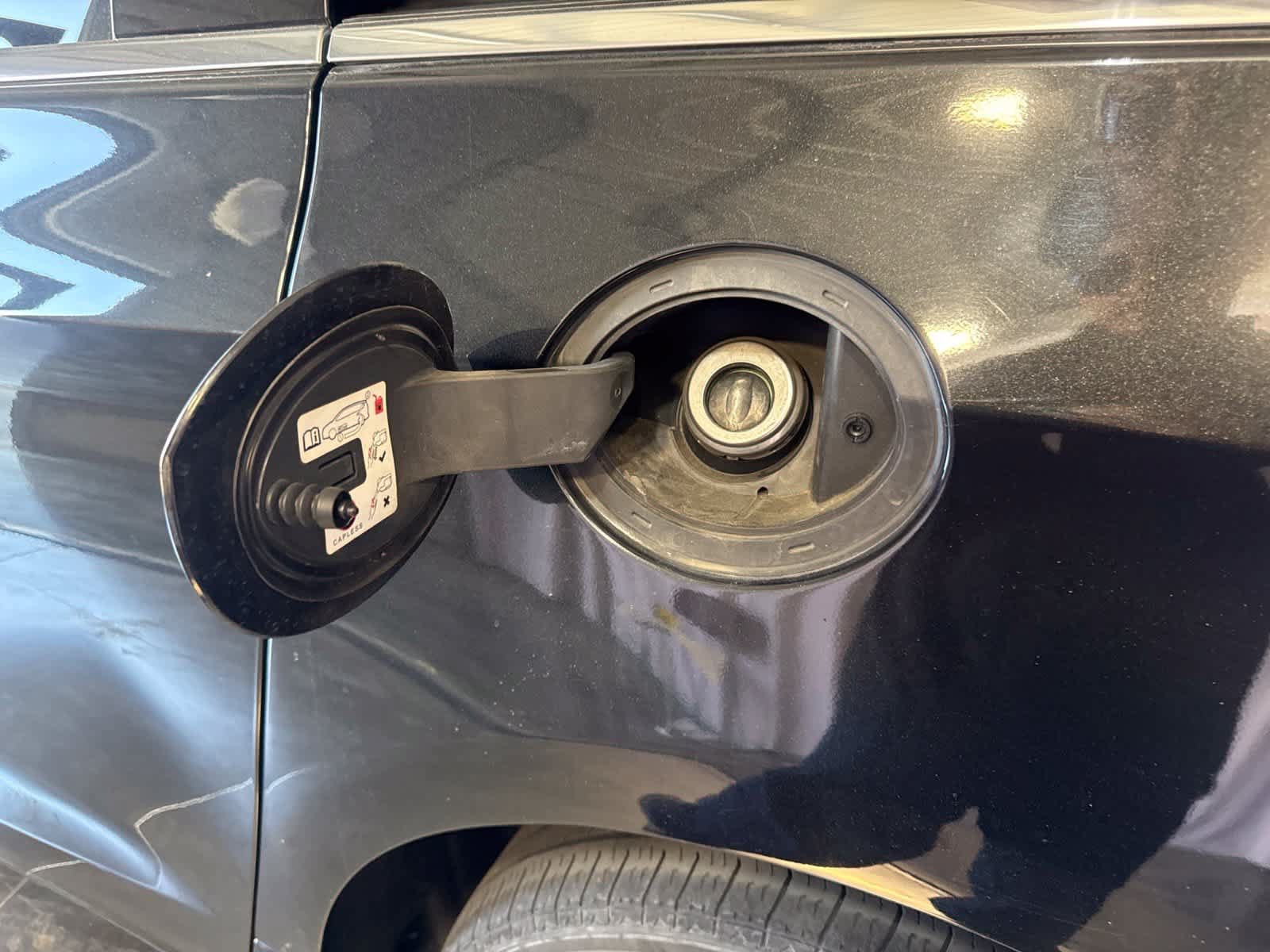 Used 2018 Chrysler Pacifica Touring Plus FWD image 10