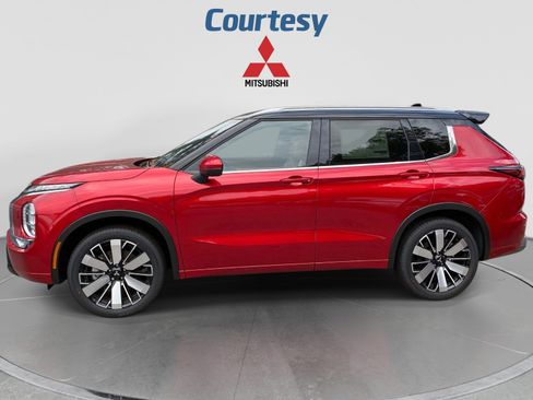 New 2025 Mitsubishi Outlander SEL AWD/4WD image 2