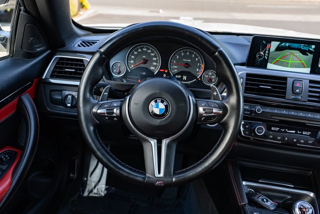 Used 2016 BMW M4 Convertible RWD image 12