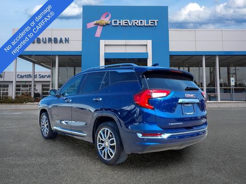 Used 2023 GMC Terrain Denali w/ Denali Premium Package AWD/4WD image 5