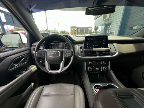 Used 2021 GMC Yukon SLT w/ SLT Luxury Plus Package AWD/4WD image 17