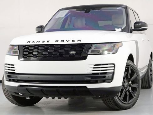 Used 2021 Land Rover Range Rover image 3