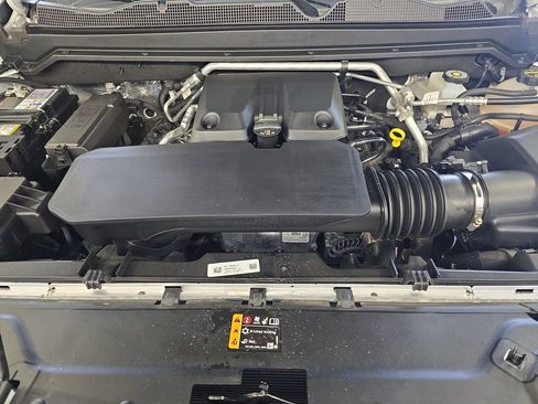 Used 2024 Chevrolet Colorado ZR2 w/ ZR2 Bison Edition image 33