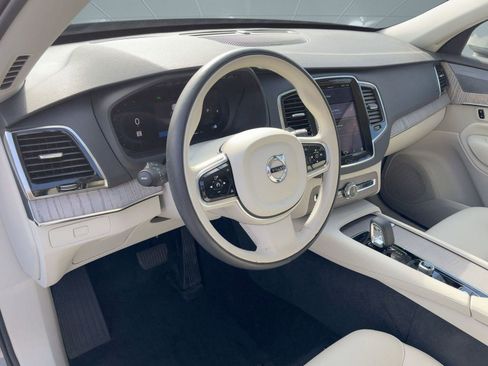 Used 2024 Volvo XC90 B6 Plus w/ Protection Package Premier image 4