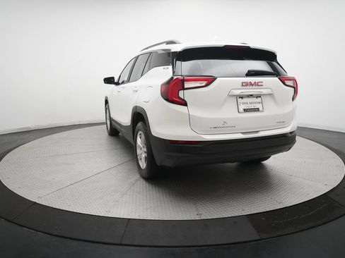 Used 2024 GMC Terrain SLE w/ Driver Convenience Package AWD/4WD image 32