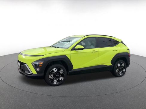 Used 2025 Hyundai Kona SEL image 8