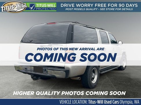 Used 2004 Chevrolet Suburban LT w/ Preferred Equipment Group image 4