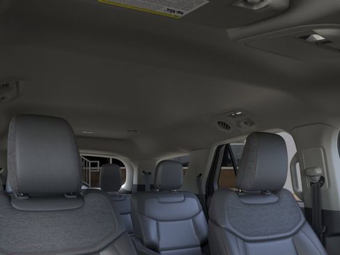 New 2026 Ford Explorer Active w/ Active Comfort Package RWD image 22