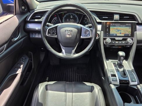 Used 2017 Honda Civic Touring image 12