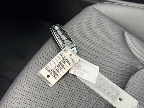 New 2026 Audi Q8 Premium Plus image 36