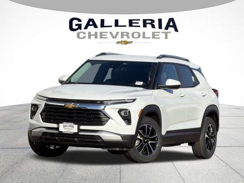 New 2026 Chevrolet TrailBlazer LT w/ Driver Confidence Package image 1