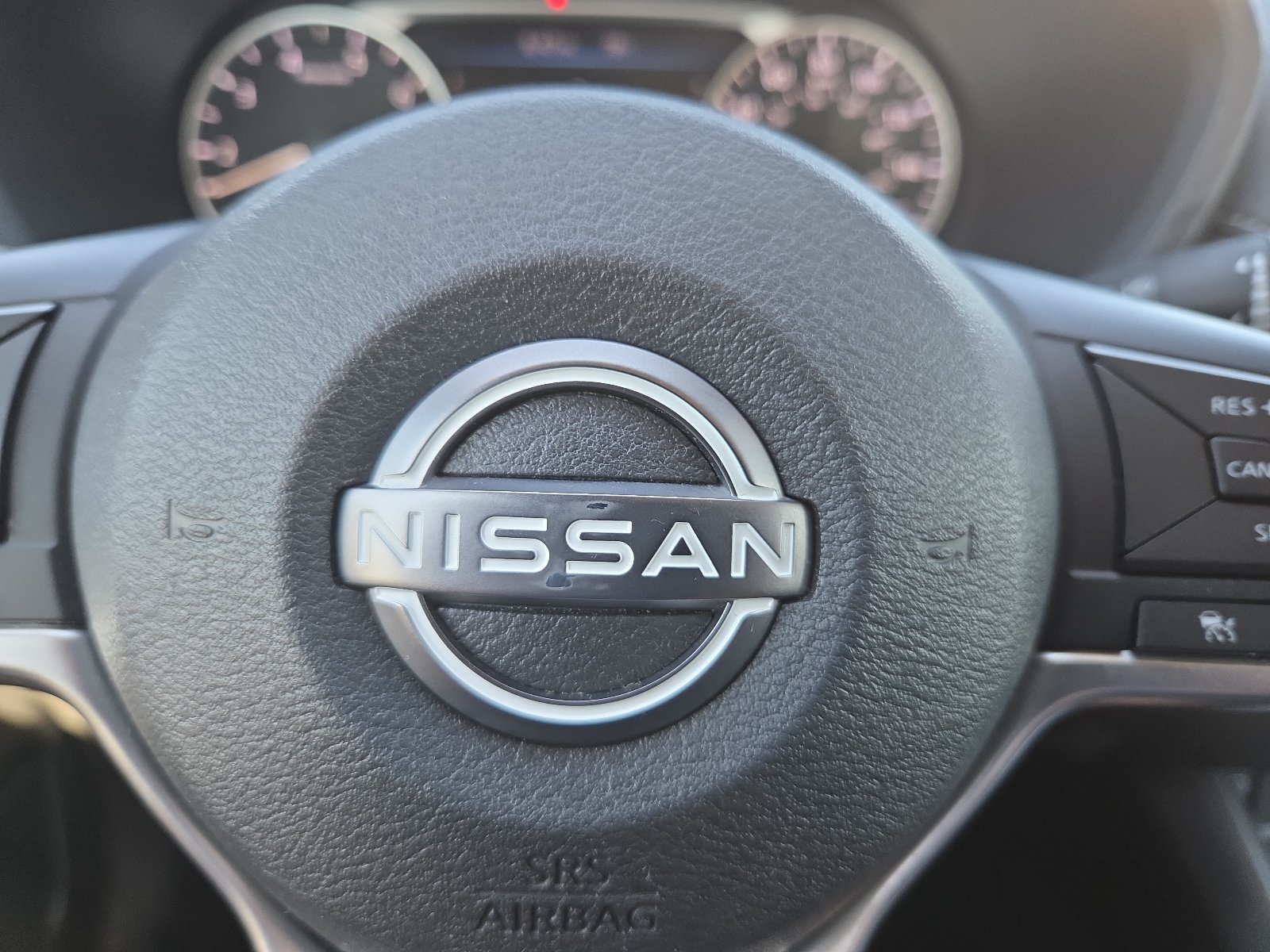 Used 2024 Nissan Sentra SV FWD image 22