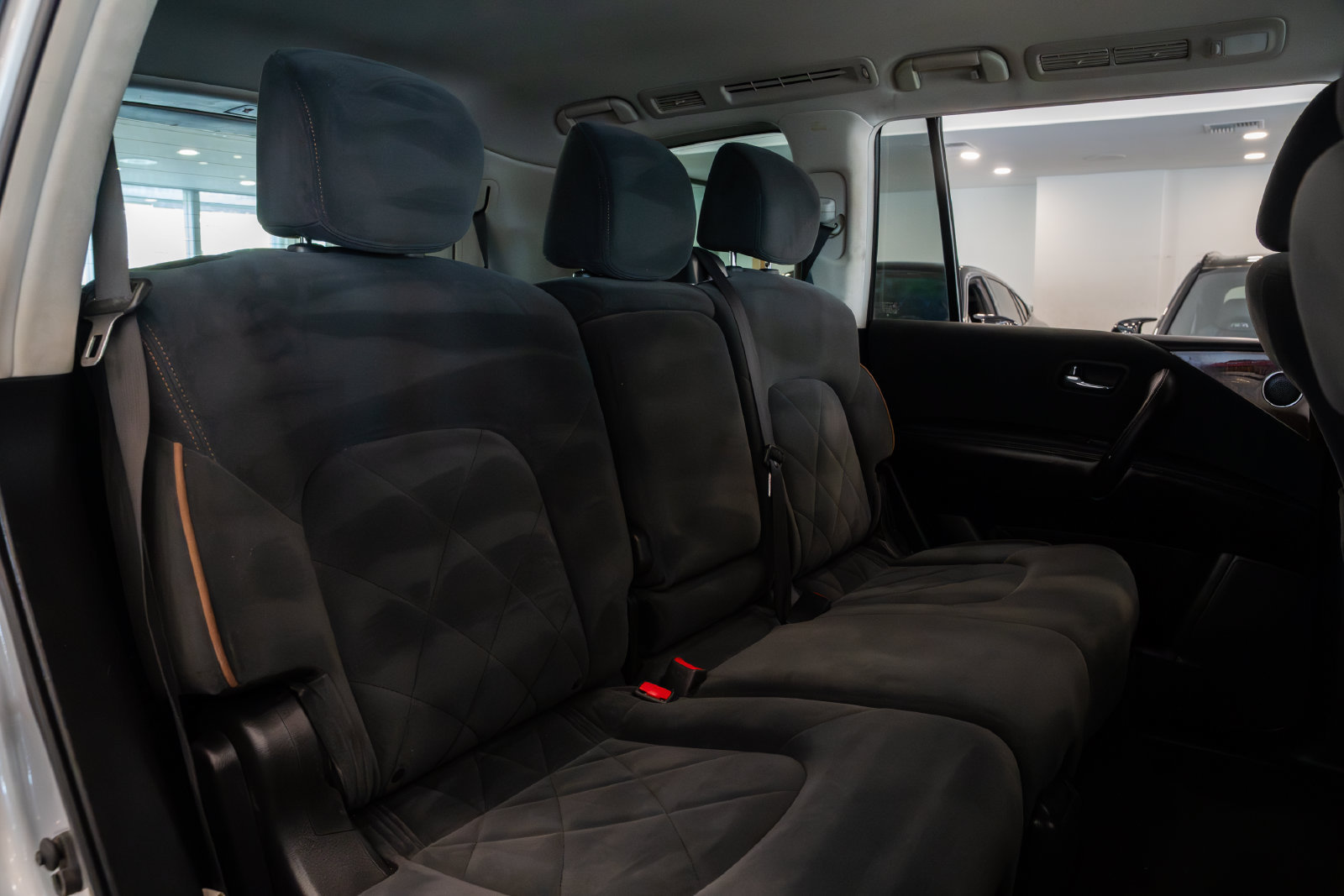 Used 2018 Nissan Armada SV w/ Driver Package RWD image 23