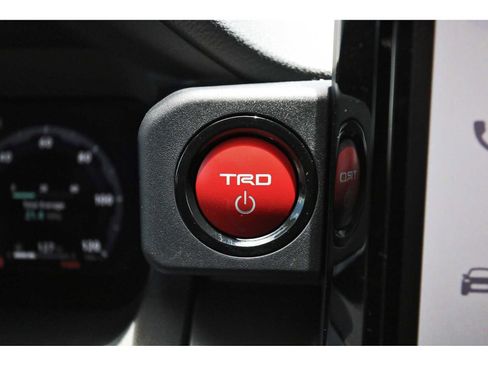 Used 2025 Toyota 4Runner TRD Off-Road Premium AWD/4WD image 26