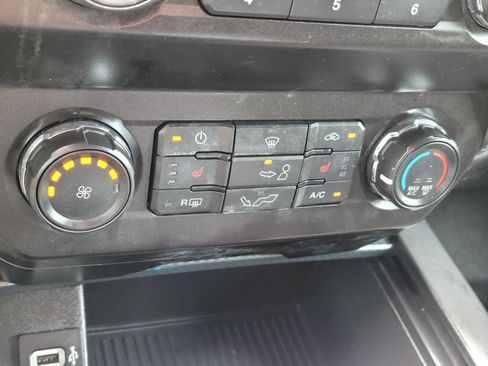 Used 2019 Ford F150 XLT w/ Equipment Group 302A Luxury AWD/4WD image 25