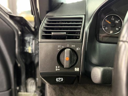 Used 2002 Mercedes-Benz SL 500 image 48