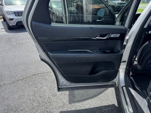 Used 2021 Hyundai Palisade Limited AWD/4WD image 11