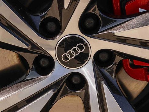 New 2026 Audi SQ5 Premium Plus AWD/4WD image 15