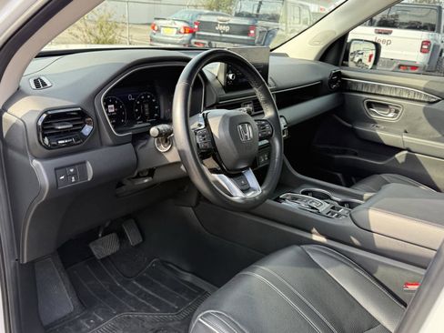Used 2023 Honda Pilot Elite image 15