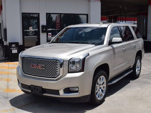 Used 2015 GMC Yukon Denali AWD/4WD image 1