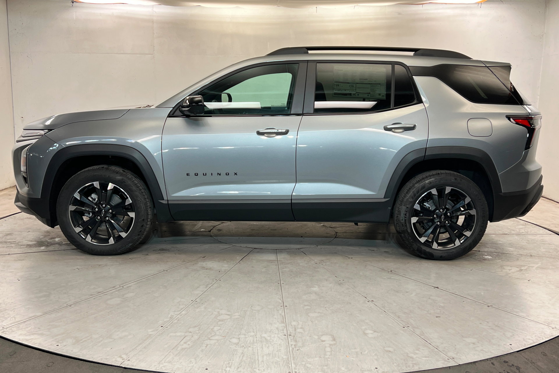 New 2027 Chevrolet Equinox RS w/ Safety and Technology Package AWD/4WD image 2
