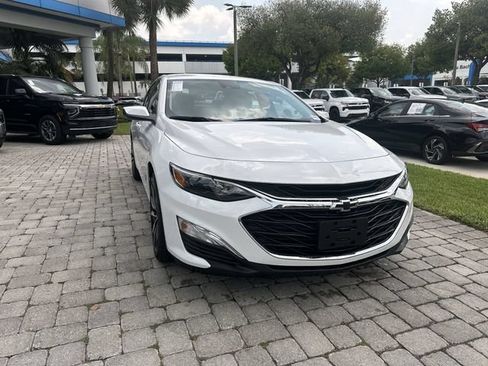 Used 2023 Chevrolet Malibu RS FWD image 18