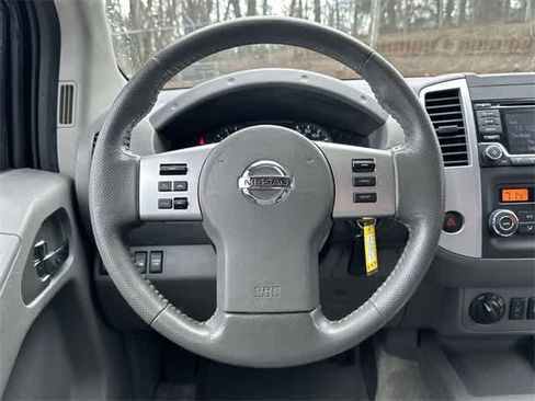 Used 2017 Nissan Frontier SV w/ SV Value Truck Package image 7