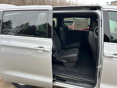 New 2026 Chrysler Voyager LX image 20