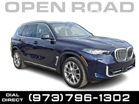 Used 2024 BMW X5 xDrive40i w/ Premium Package image 1