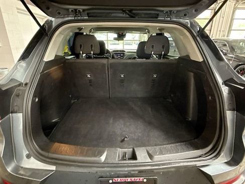 Used 2021 Chevrolet TrailBlazer LT FWD image 25