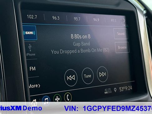 Used 2021 Chevrolet Silverado 1500 LT Trail Boss w/ Bed Protection Package image 26