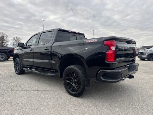 Used 2025 Chevrolet Silverado 1500 LT Trail Boss w/ Convenience Package II AWD/4WD image 4