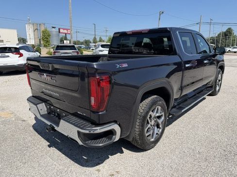 Used 2023 GMC Sierra 1500 SLT w/ SLT Premium Package AWD/4WD image 5