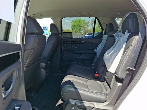 New 2026 Honda Pilot EX-L image 5